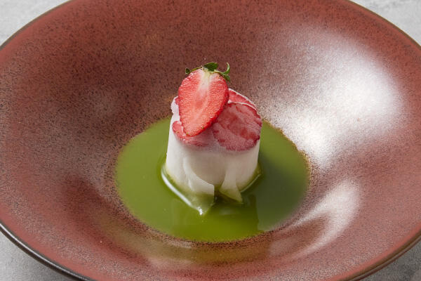 奈良県産 奈良苺 求肥 大和煎茶